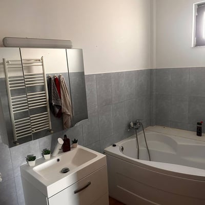 Location d’un appartement chaleureux de 2 pièces, 55 m², Faleza Nord, Constanța, Roumanie